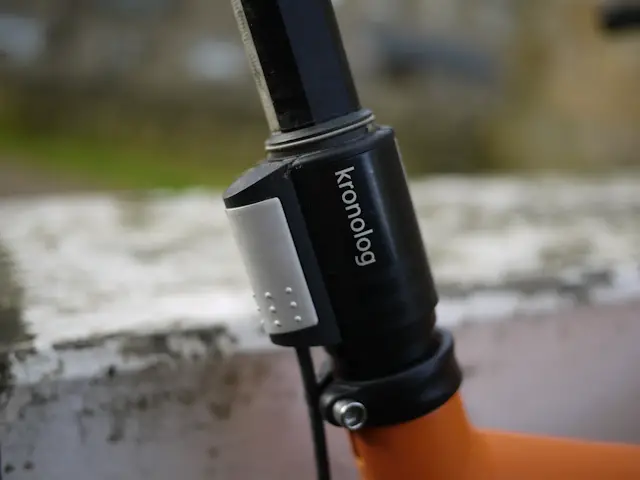 Kronolog dropper seatpost