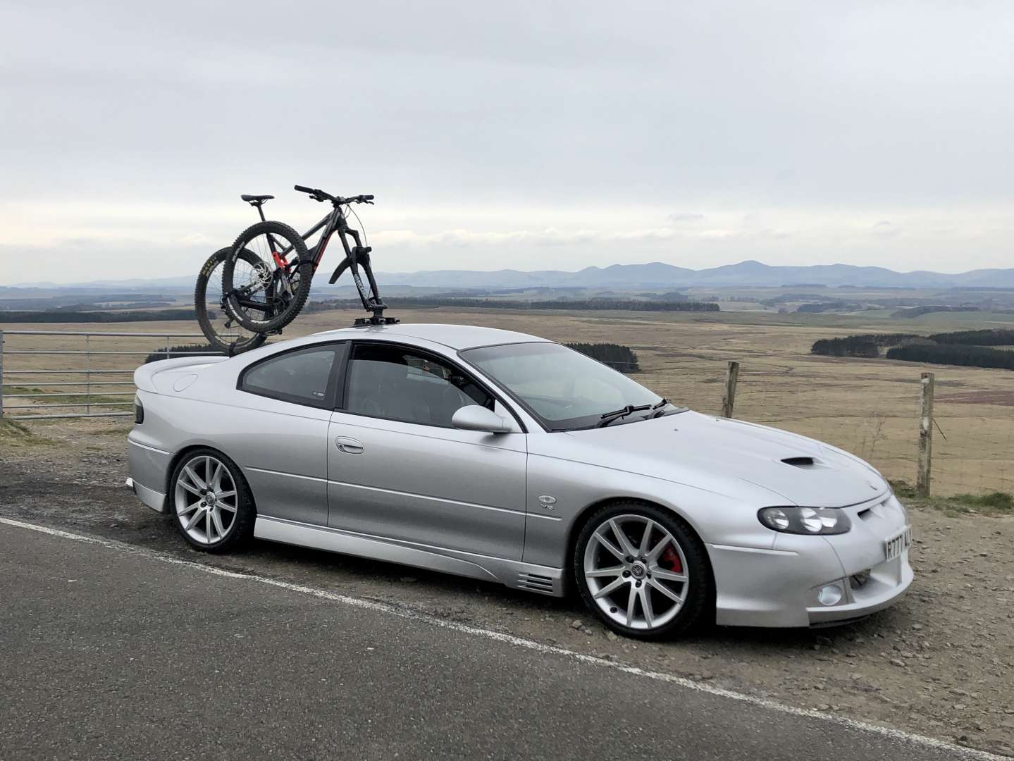 2021-04-18 Golfie Monaro bike rack 00002.jpg