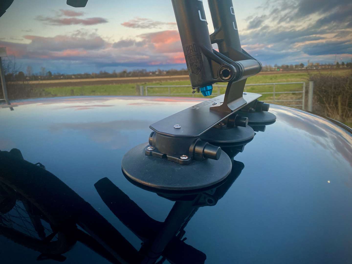 2025-03-11 MINI F56 bike rack suction SC Tallboy 00005.jpeg