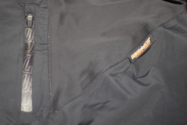 React three-layer waterproof fabric, and a water-resistant pocket zip.