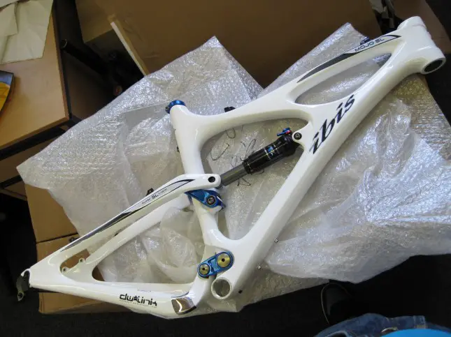 An Ibis Mojo SL for Chipps to build (Ed is keeping hold of the previous Mojo we had).