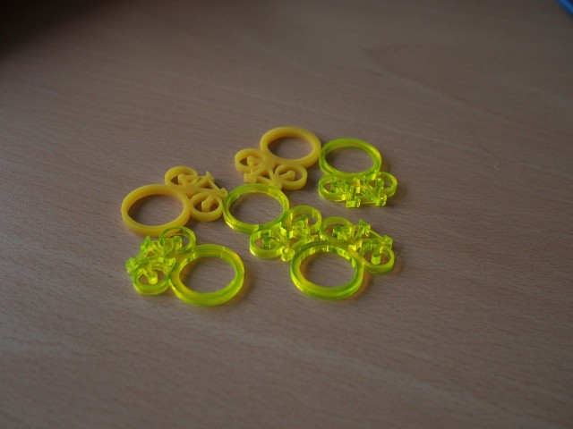Tiny yellow bikes for your fingers