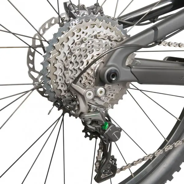 OneUp-Components-45T-Sprocket-GRY-32T-XTR-Narrow-Wide-Chainring-GRY-Santa-Cruz-2015-Nomad-Rear-Iso-Grn-1-966_1024x1024