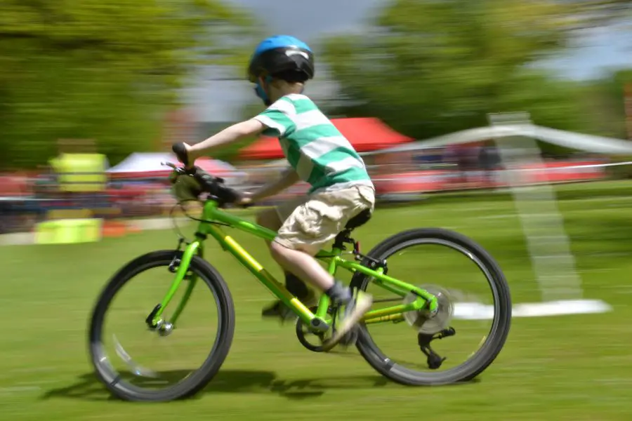 Tweedlove Family Day, child, bike