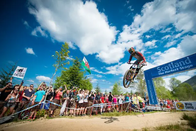 Greg Minnaar riding at the Fort William MTB World Cup - photo by Charne Hawkes