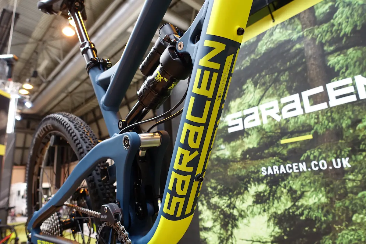 saracen ariel kili flyer carbon full suspension mountain bike fox rockshox plus wtb 27.5