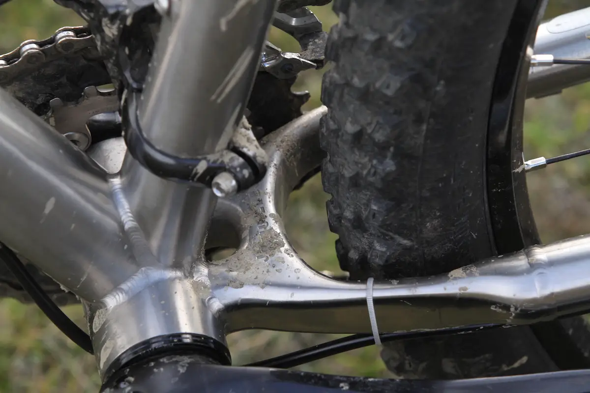 j. guillem titanium hardtail 29er rigid carbon stans ztr crest shimano deore xt 2x11 issue 108 biketest 
