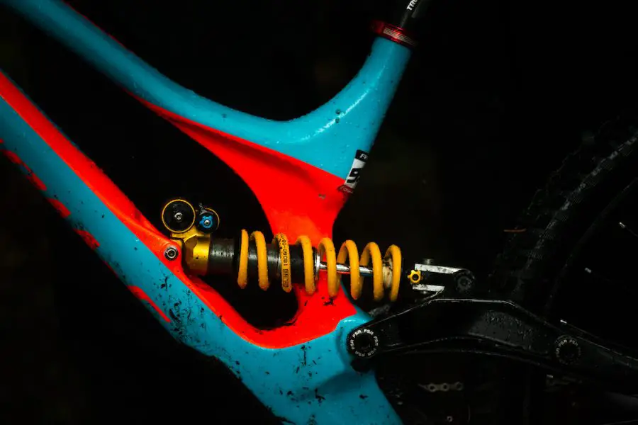 specialized dh world cup loic bruni ohlins coil telemetry setup