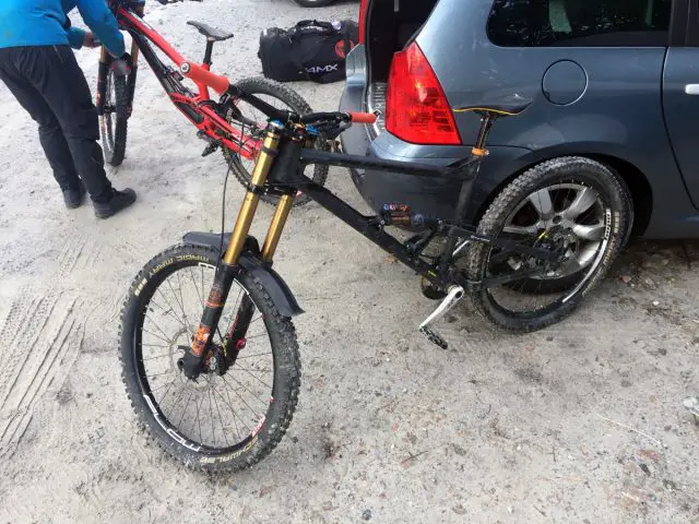 Trail bike with Fox 40s