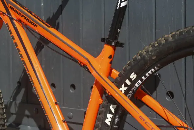 nukeproof scout 290 comp 29in hardtail manitou