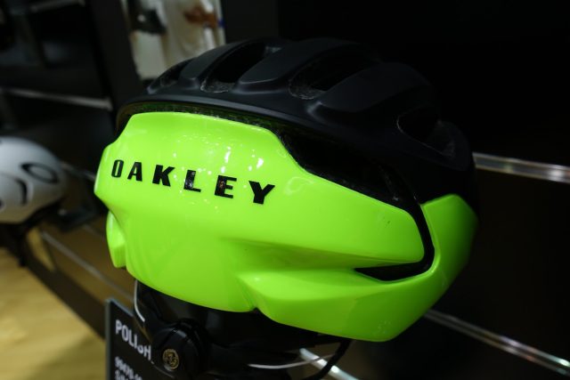 oakley aro helmet