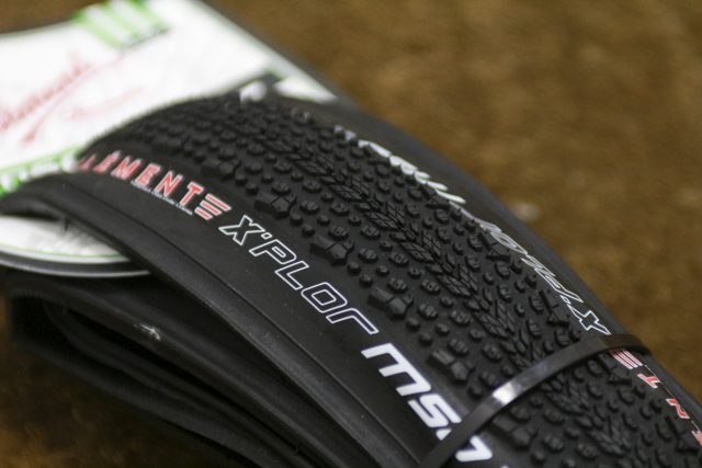 clement gravel cyclocross tyre