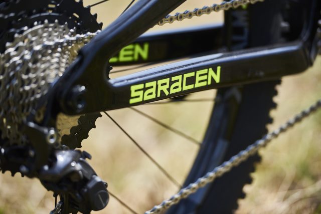 saracen ariel carbon revolution bike bike kili flyer