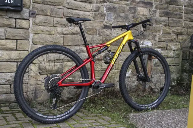 specialized epic expert carbon baaw