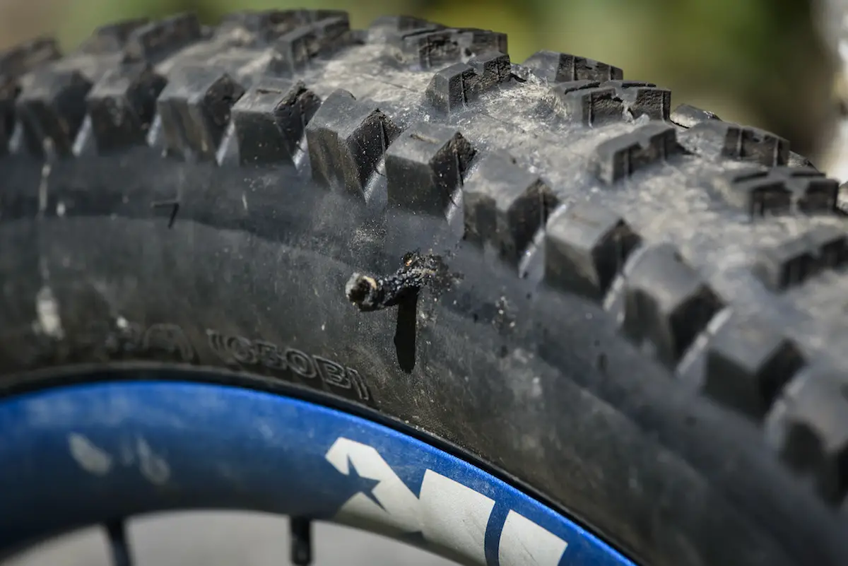 maxxis high roller 2 27.5 2.4 tubeless