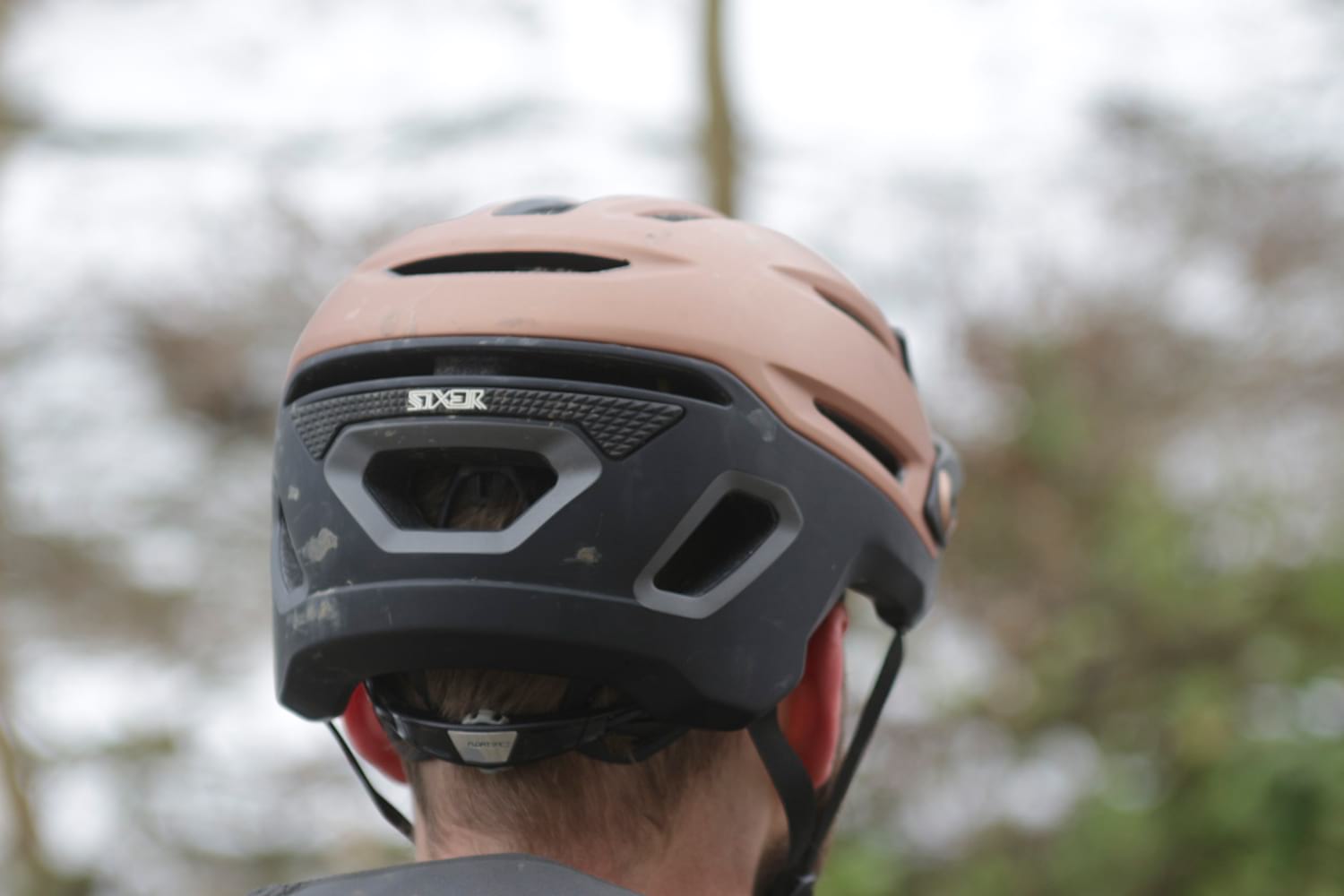 bell sixer mips bike helmet