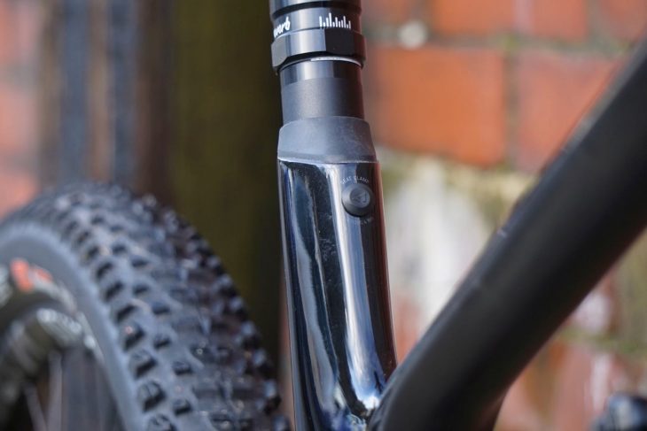 canyon spectral cf 8 review singletrack magazine seat tube
