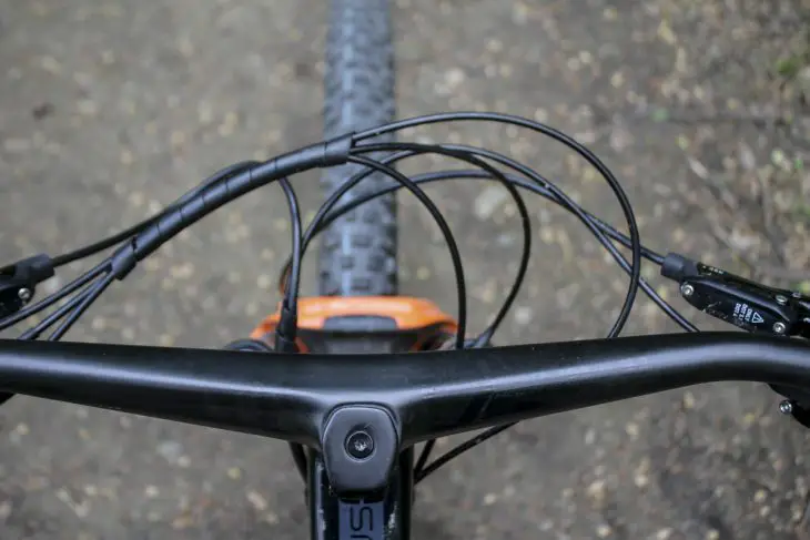 scott genius 900 tuned syncros carbon handlebar stem cockpit cable