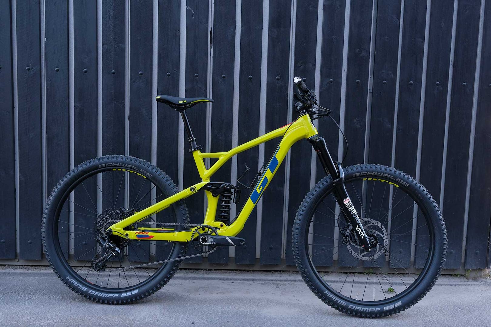 gt bicycles 2020