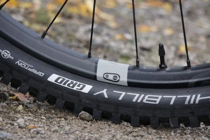 Crank Brothers Synthesis 'Tuned' Carbon Wheelset Review
