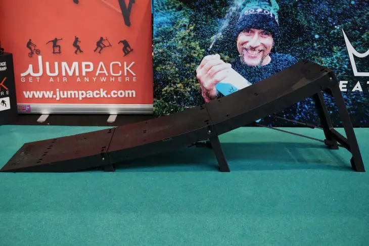 jumpack folding ramp