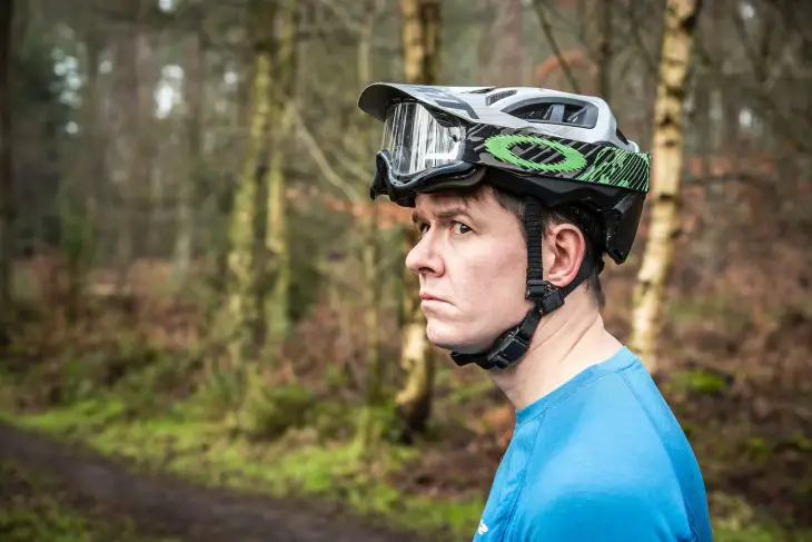 leatt dbx 3.0 enduro helmet convertible full face goggle