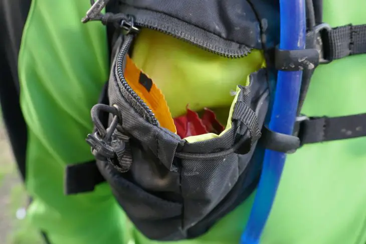 camelbak chase backpack vest hydration gels