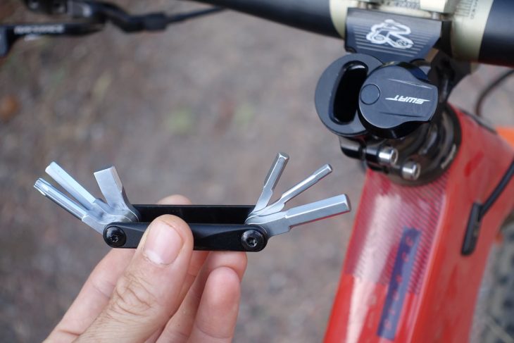 specialized swat tool renthal stem fatbar blur mountain bike accessories