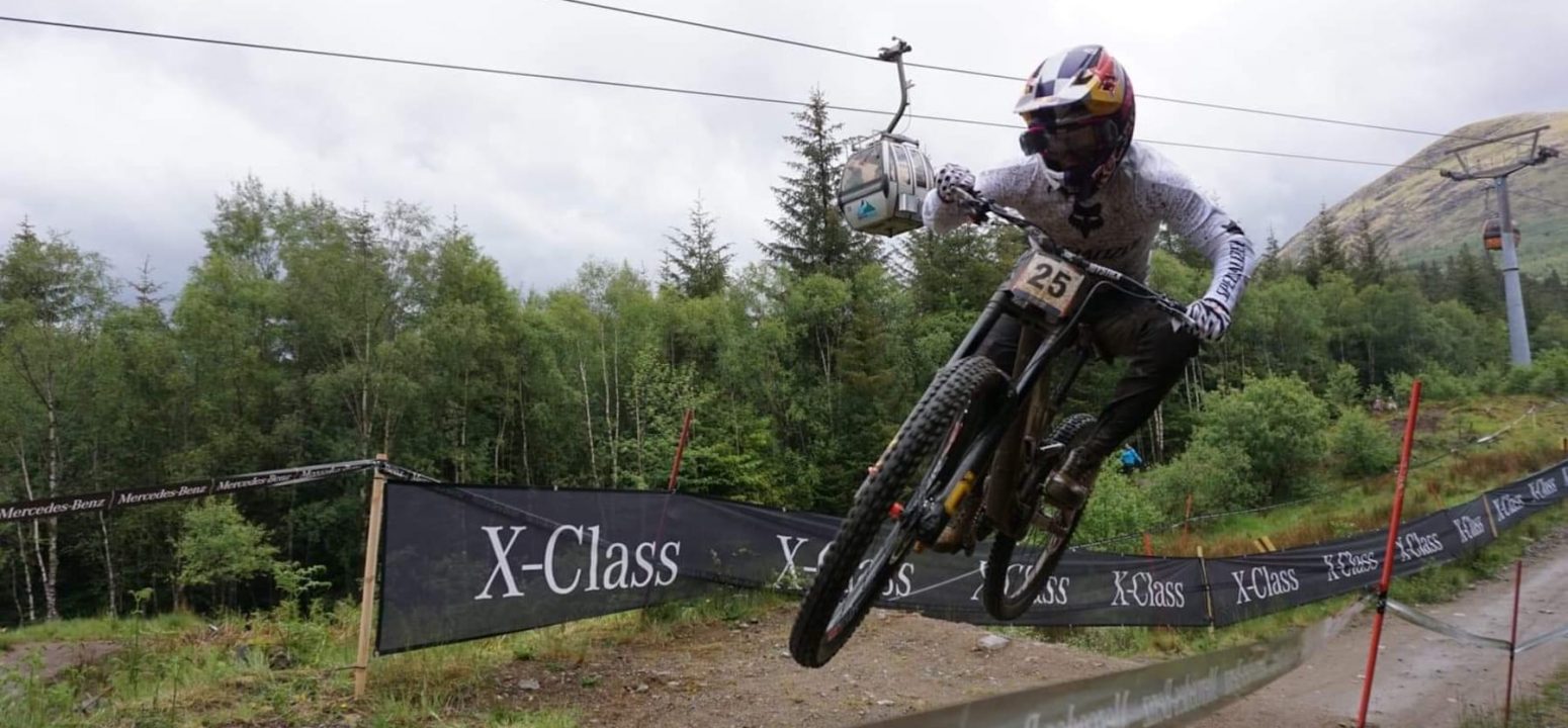 finn iles specialized demo fort william world cup