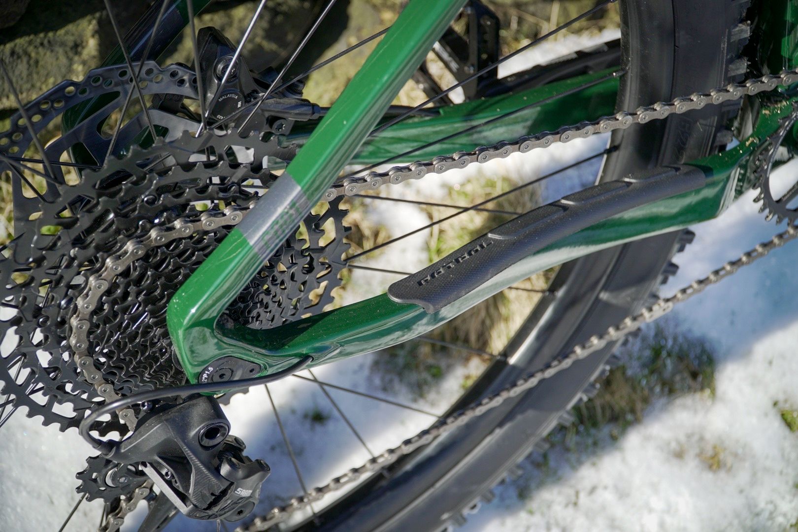 First Look: Patrol C091 Carbon Hardtail