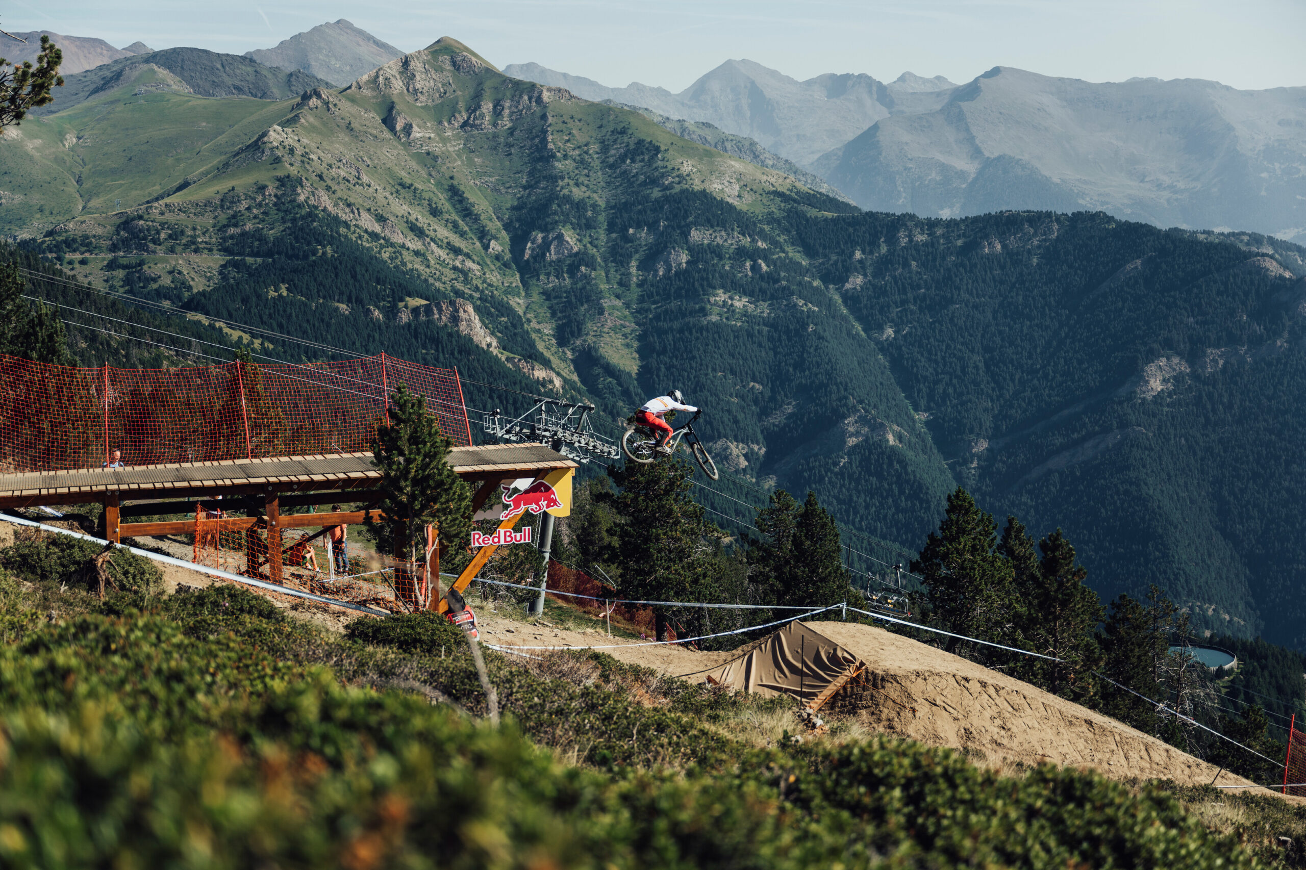 Red hotsell bull vallnord