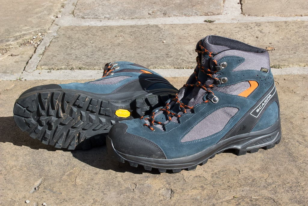 Scarpa Peak GTX walking boots - as new 
