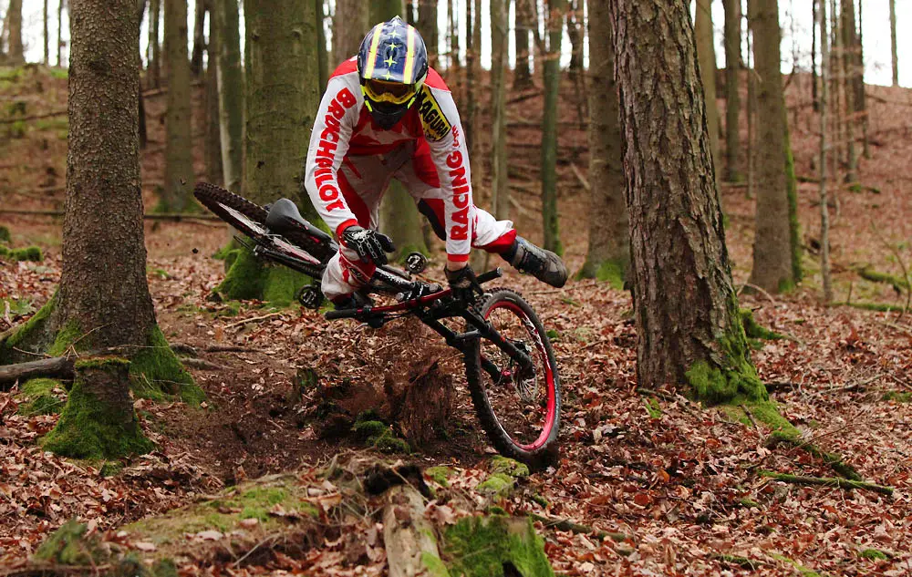 Magura Crash Contest