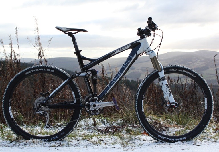 Ghost Bikes 2011: AMR and ASX