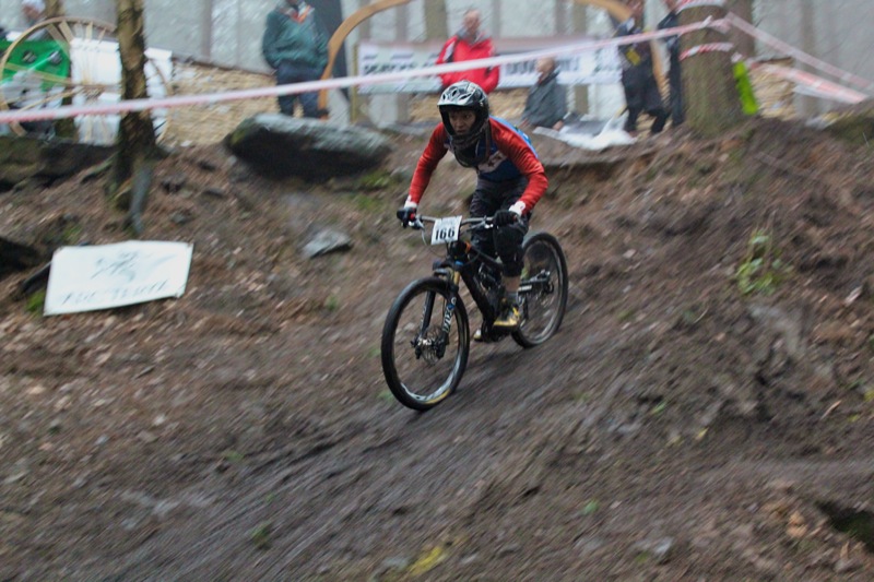 Steve Peat Steel City Downhill (42)