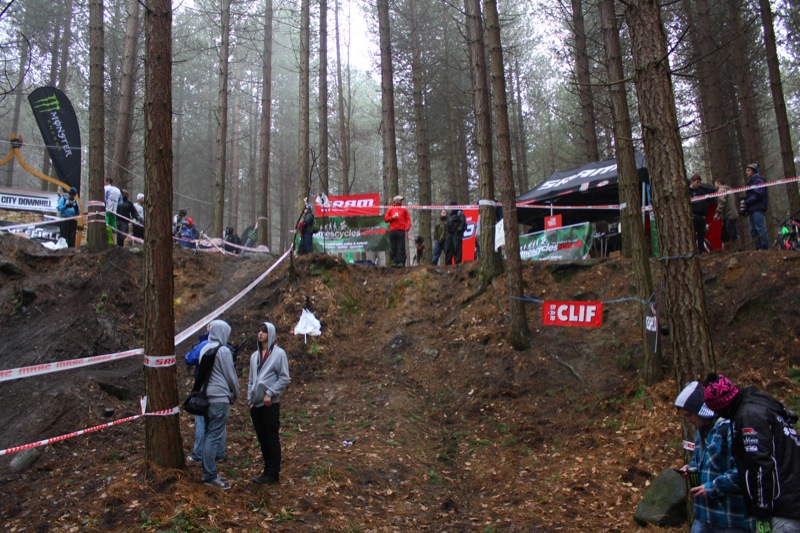 Steve Peat Steel City Downhill (41)