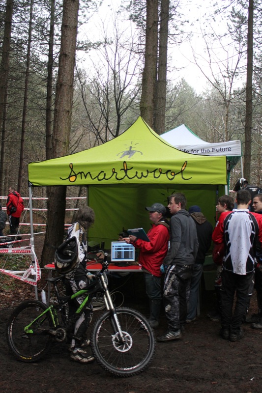 Steve Peat Steel City Downhill (35)