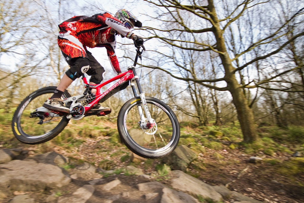 Steve Peat ‘launches’ International Build a Jump Week