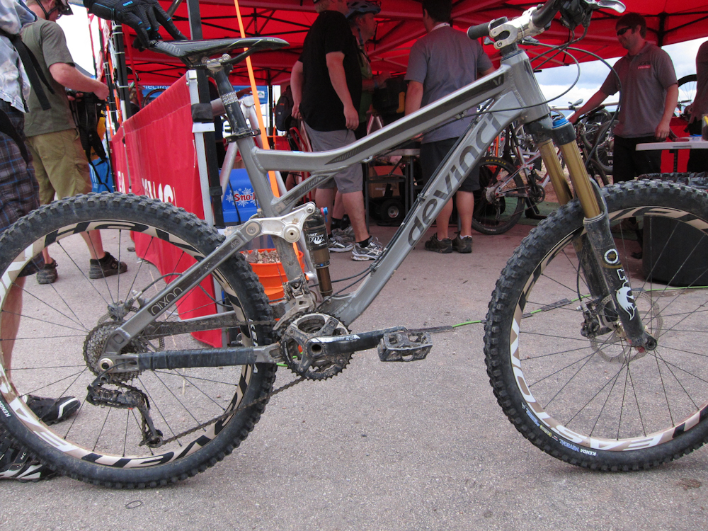 Interbike 2011: Devinci
