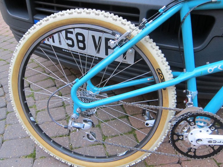 Core Bike 2012: Yeti (old and new)