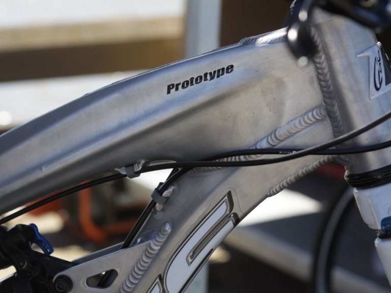 Sea Otter 2012: Foes Racing