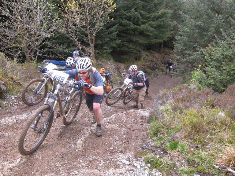 2012 Howies Dyfi Enduro Report. Now with video!