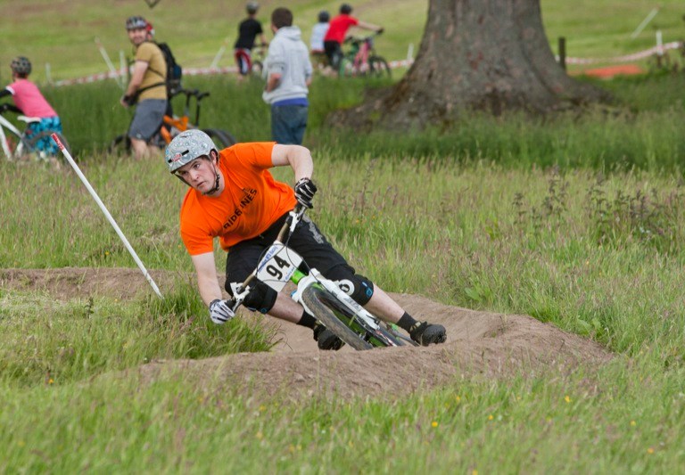 ‘Tweedlove Machine’ needed…