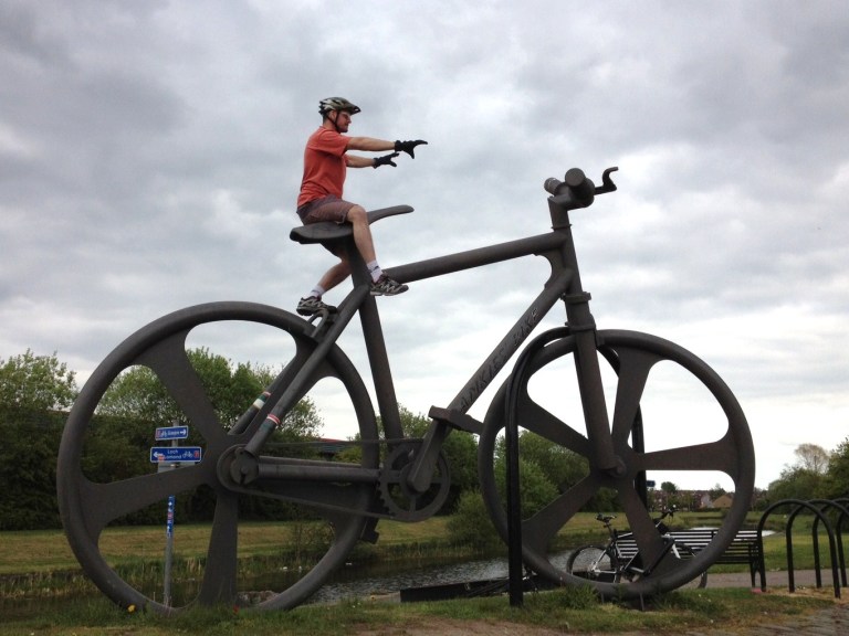 Tuesday Treats 40: Ae7 Bikes