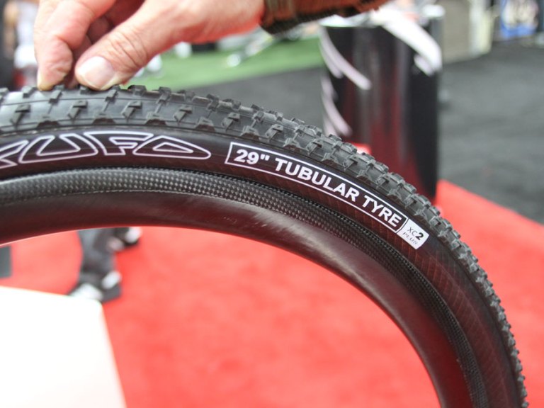 Interbike 2013: HED carbon 29er tubulars – and fat bike rims?