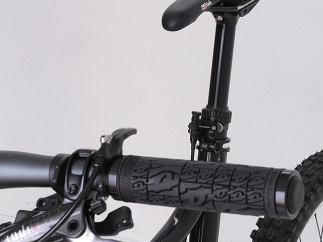 Vecnum’s Moveloc long-travel dropper post