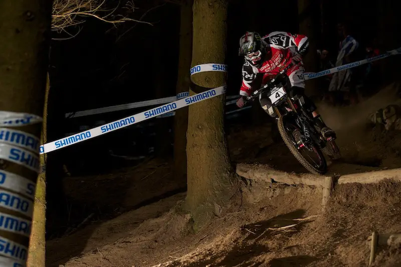 Shimano to sponsor 2014 Downhill Series