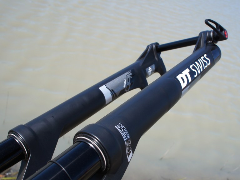 Sea Otter: DT Swiss’ One Piece Magnesium forks
