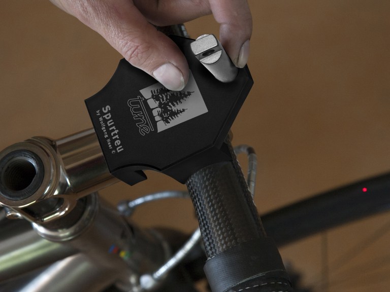 Tune ensures perfect bar alignment… with lasers