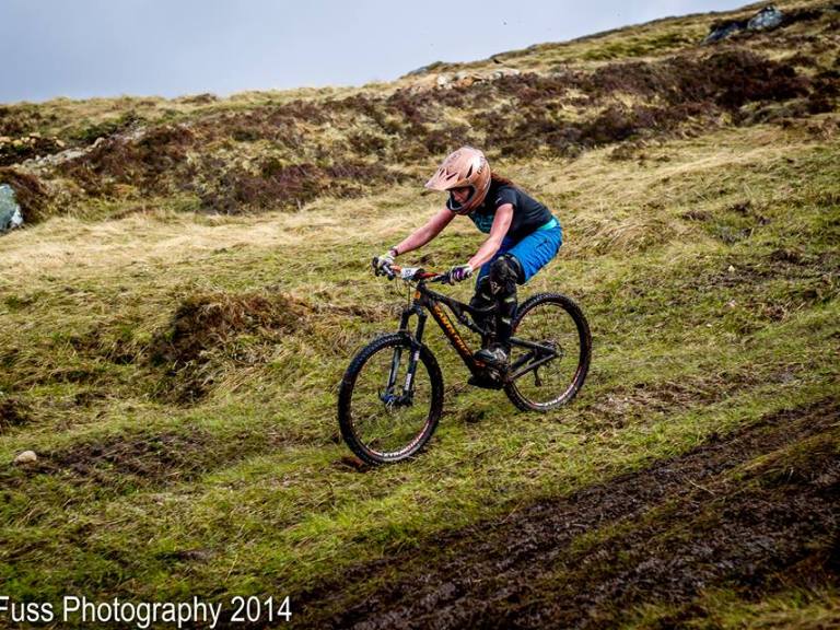 POC Scottish Enduro Series Ladies and Videos 2015